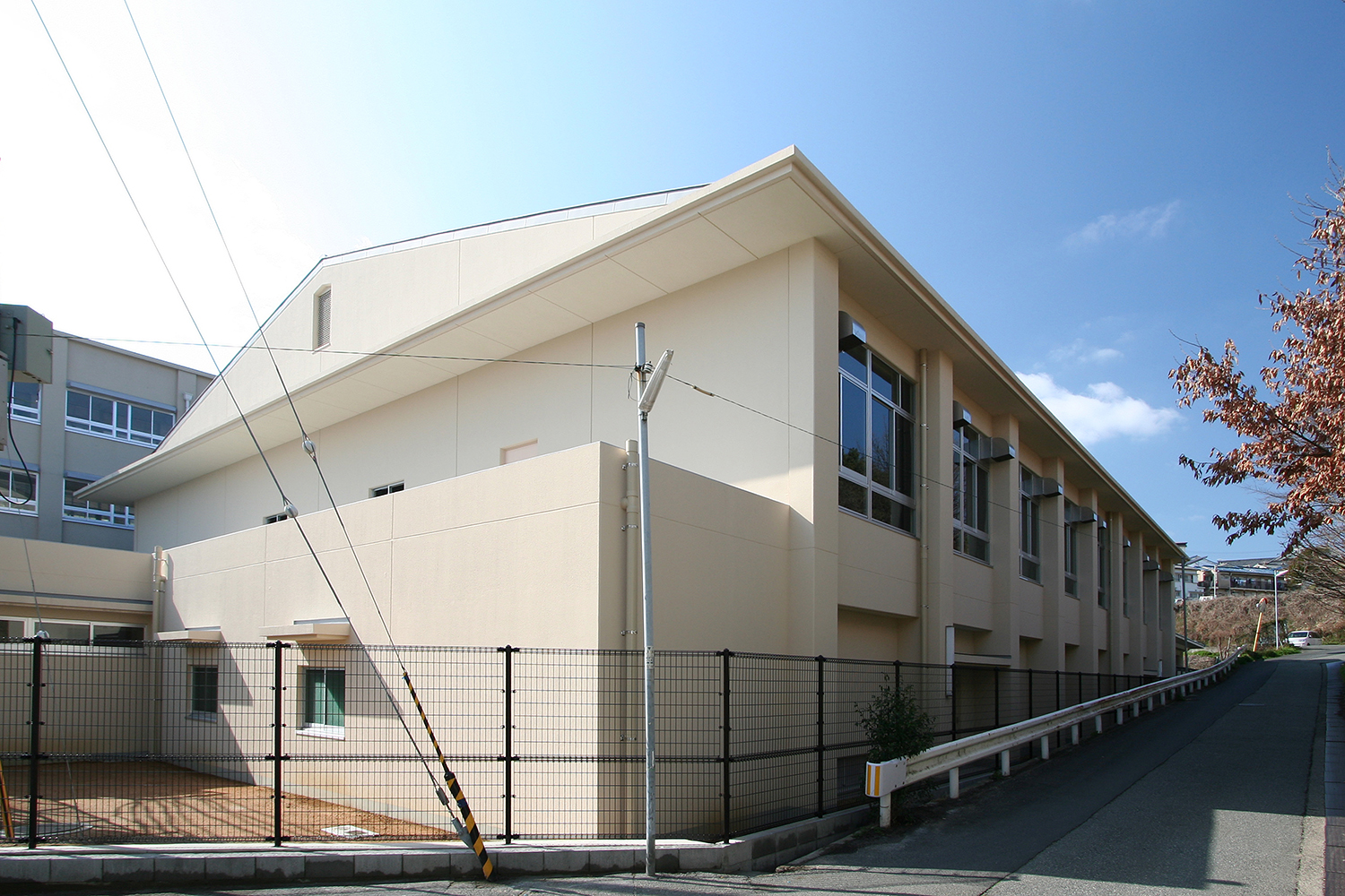 神戸市立西代中学校体育館